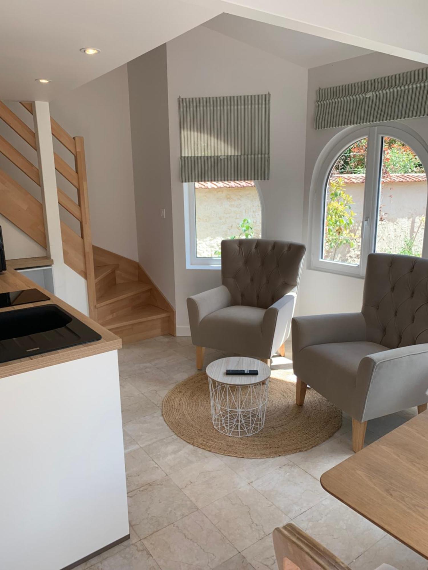 Le Carre Courtois Apartment Luisant Ngoại thất bức ảnh